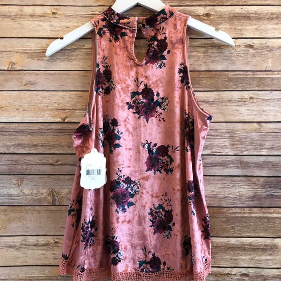 Altar’d State Floral Velvet Choker Tank Size S NWT - Picture 3 of 6